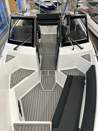 Yamarin Cross 75 BR